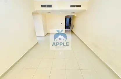 شقة - غرفة نوم - 2 حمامات للايجار في مبنى مويلح - مويلح - الشارقة