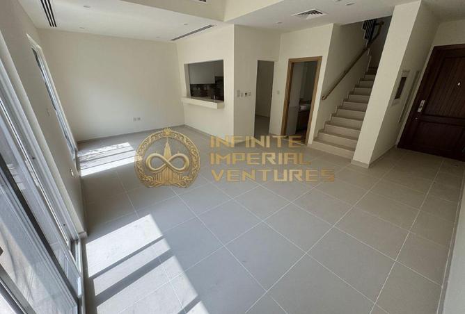 141910357 - Property Image 2