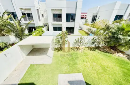 Villa - 5 Bedrooms - 5 Bathrooms for rent in Umm Suqeim 1 Villas - Umm Suqeim 1 - Umm Suqeim - Dubai