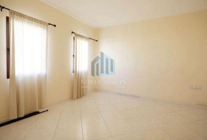 56130323 - Property Image 2