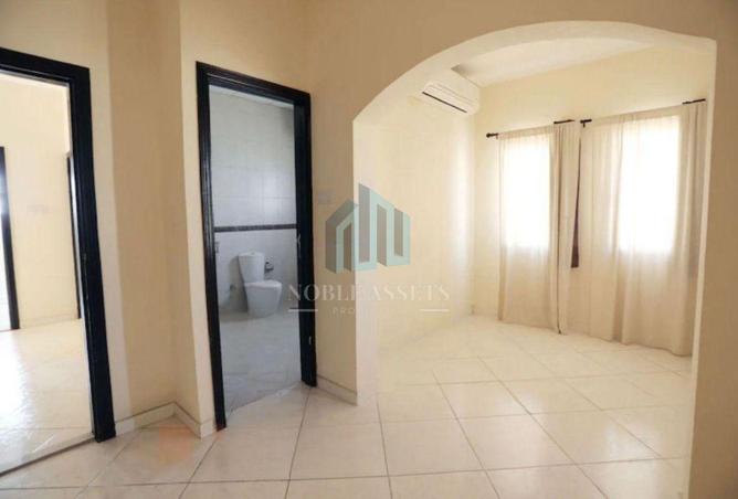 56130323 - Property Image 3