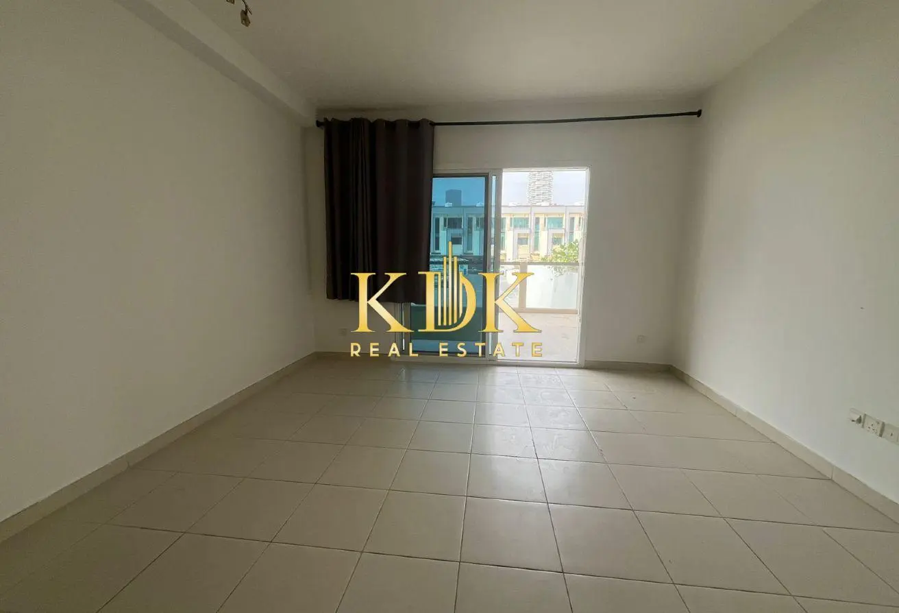 100386337 - Property Main Image