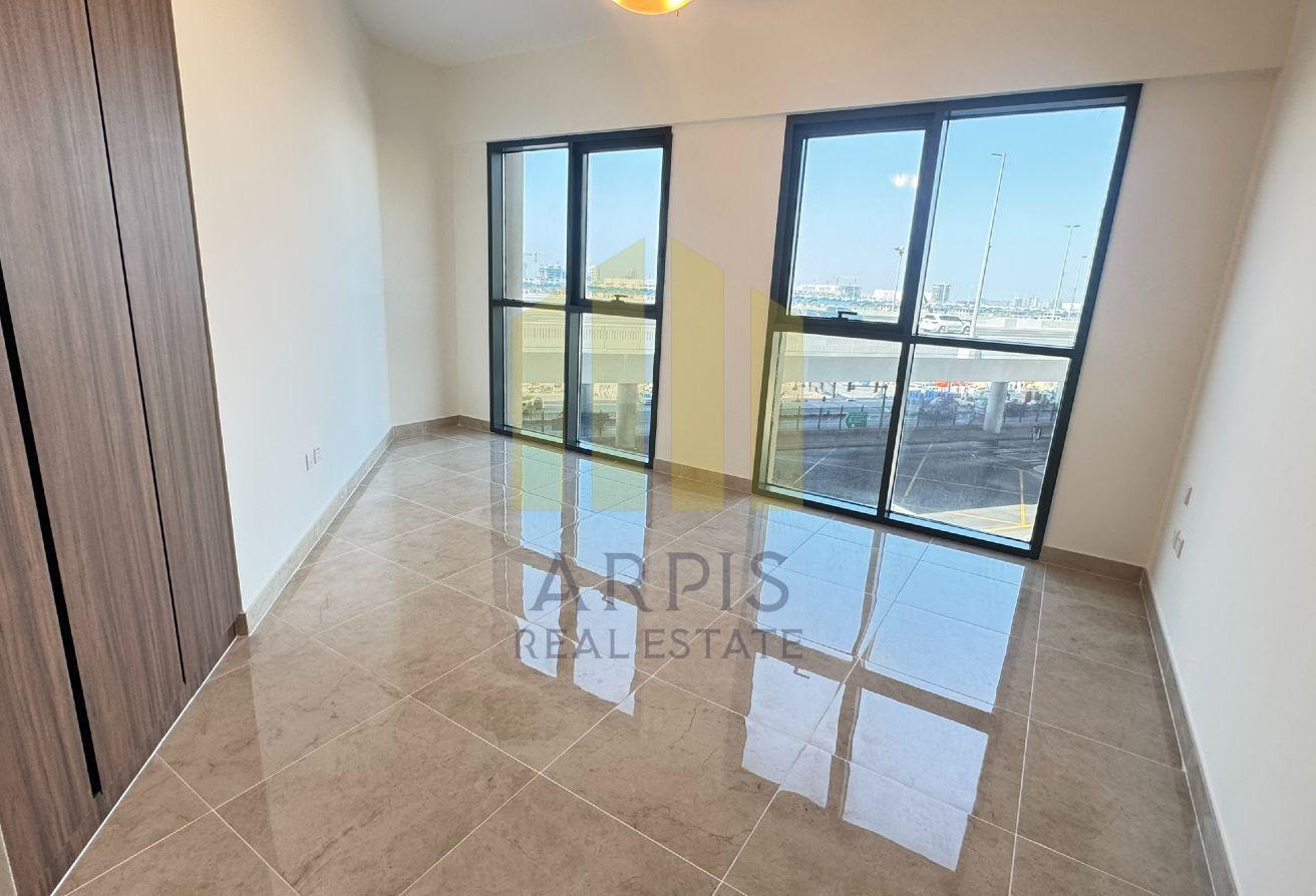 LOWEST PRICE | STUNNING | MODERN | CLOSE TO METRO photo 13