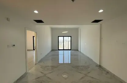 شقة - غرفة نوم - 2 حمامات للايجار في مبني الامير حمد - المدينة العالمية المرحلة 2 - 4 الورسان - الورسان - دبي