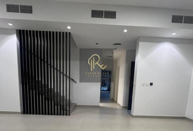 82371876 - Property Image 2