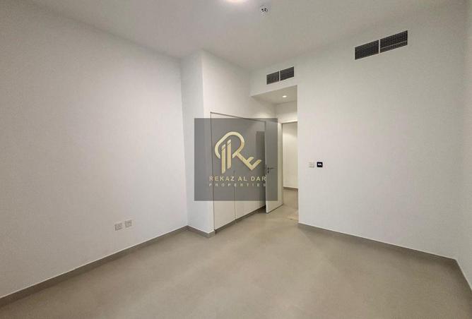 82371876 - Property Image 3