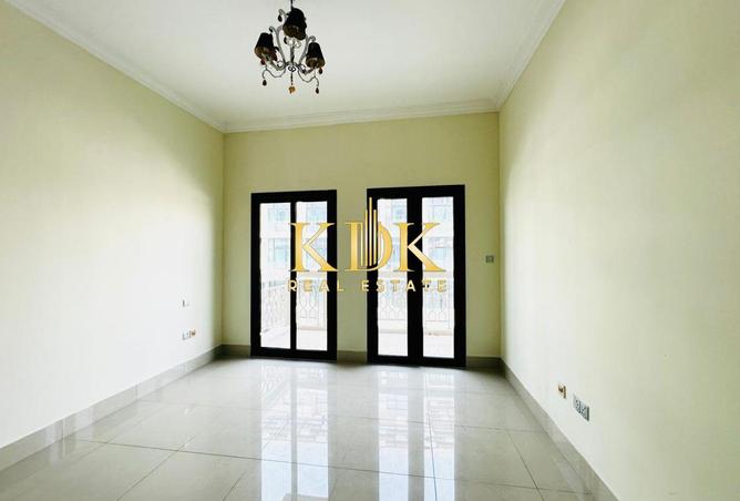 63651177 - Property Image 2