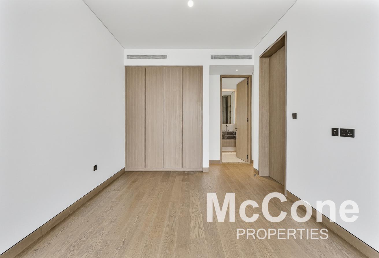 Brand New | Large Plot | Prime Location photo 11