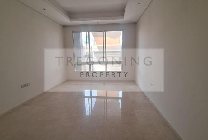 120674372 - Property Image 3