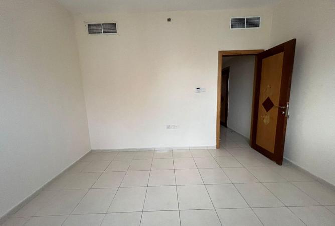 71131610 - Property Image 3