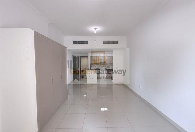 114594743 - Property Image 3
