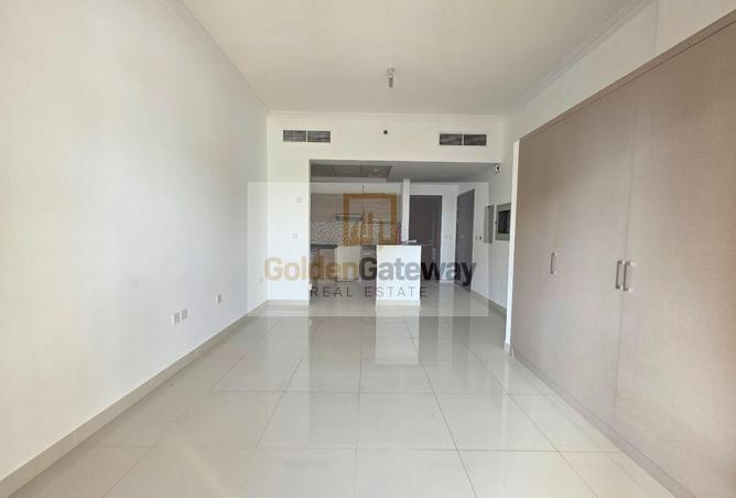 114594743 - Property Image 3