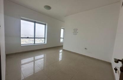 Apartment - 1 Bedroom - 2 Bathrooms for rent in Al Wahda Building - Al Majaz 2 - Al Majaz - Sharjah