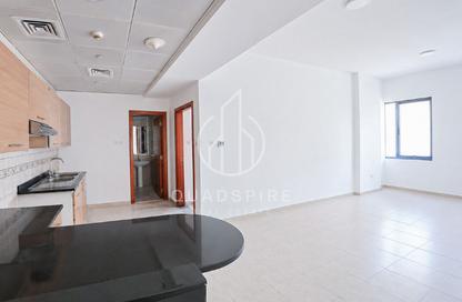 Apartment - 1 Bedroom - 2 Bathrooms for rent in Palace Tower 2 - Palace Towers - Dubai Silicon Oasis - Dubai