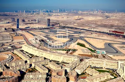 Retail - Studio - 7 Bathrooms for rent in The Community - Motor City - Dubai