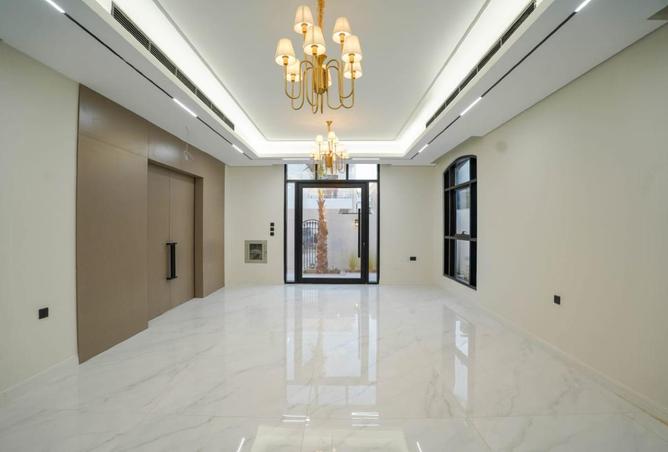 114620986 - Property Image 3