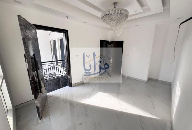 60929857 - Property Image 3