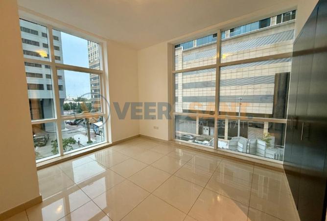 جاهز للسكن | قريب من المترو | تصميم واسع