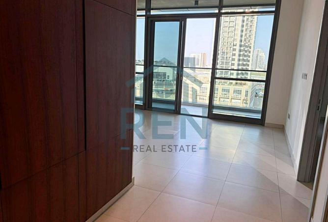 82784345 - Property Image 3