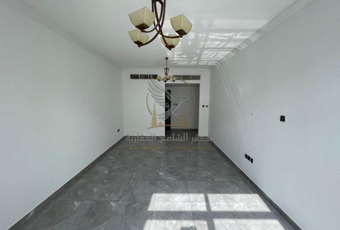 124297607 - Property Image 3