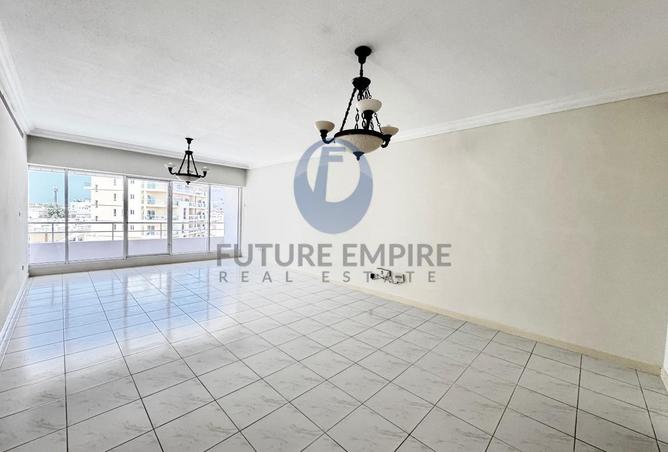 110070421 - Property Image 2