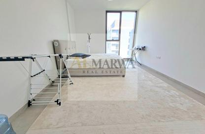 Apartment - Studio - 1 for rent in Rehan Apartments - Aljada - Sharjah Apartment - Studio - 1 for rent in Rehan Apartments - Aljada - Sharjah