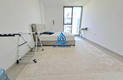 Apartment - Studio - 1 for rent in Rehan Apartments - Aljada - Sharjah Apartment - Studio - 1 for rent in Rehan Apartments - Aljada - Sharjah