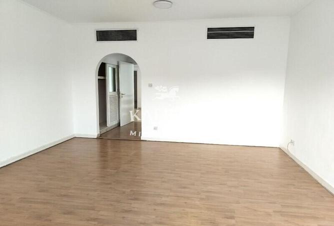 79428823 - Property Image 3