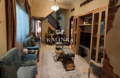 Villa - 5 Bedrooms - 6 Bathrooms for rent in Jumeirah 3 Villas - Jumeirah 3 - Jumeirah - Dubai