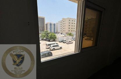 Apartment - Studio - 1 Bathroom for rent in Bu Tina - Al Sharq - Sharjah