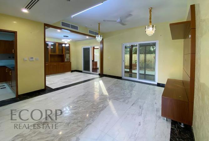 125639016 - Property Image 3