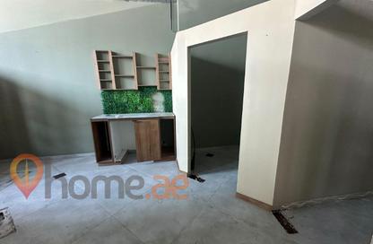 Shop - Studio - 1 for sale in SOL Bay - Business Bay - Dubai
