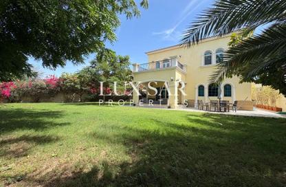 Villa - 3 Bedrooms - 5 Bathrooms for rent in District 6 - Jumeirah Park - Dubai
