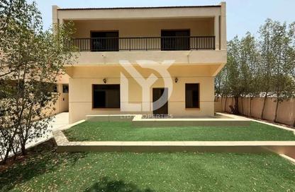 Villa - 4 - 4 for rent in Jumeirah 3 - Jumeirah - Dubai