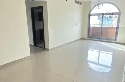 Apartment - 2 Bedrooms - 2 Bathrooms for rent in Mall Of Emirates Area - Sheikh Zayed Road - Dubai