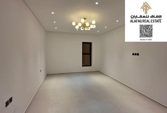 73852941 - Property Image 3