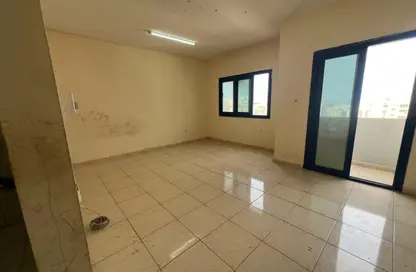 Apartment - Studio - 1 Bathroom for rent in Al Mujarrah - Al Sharq - Sharjah