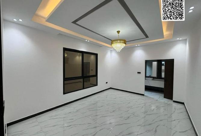 93999892 - Property Image 3