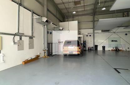 Warehouse - Studio - 1 Bathroom for rent in Al Khawaneej - Dubai