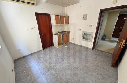 Apartment - Studio - 1 Bathroom for rent in Muwailih Building - Muwaileh - Sharjah Apartment - Studio - 1 Bathroom for rent in Muwailih Building - Muwaileh - Sharjah