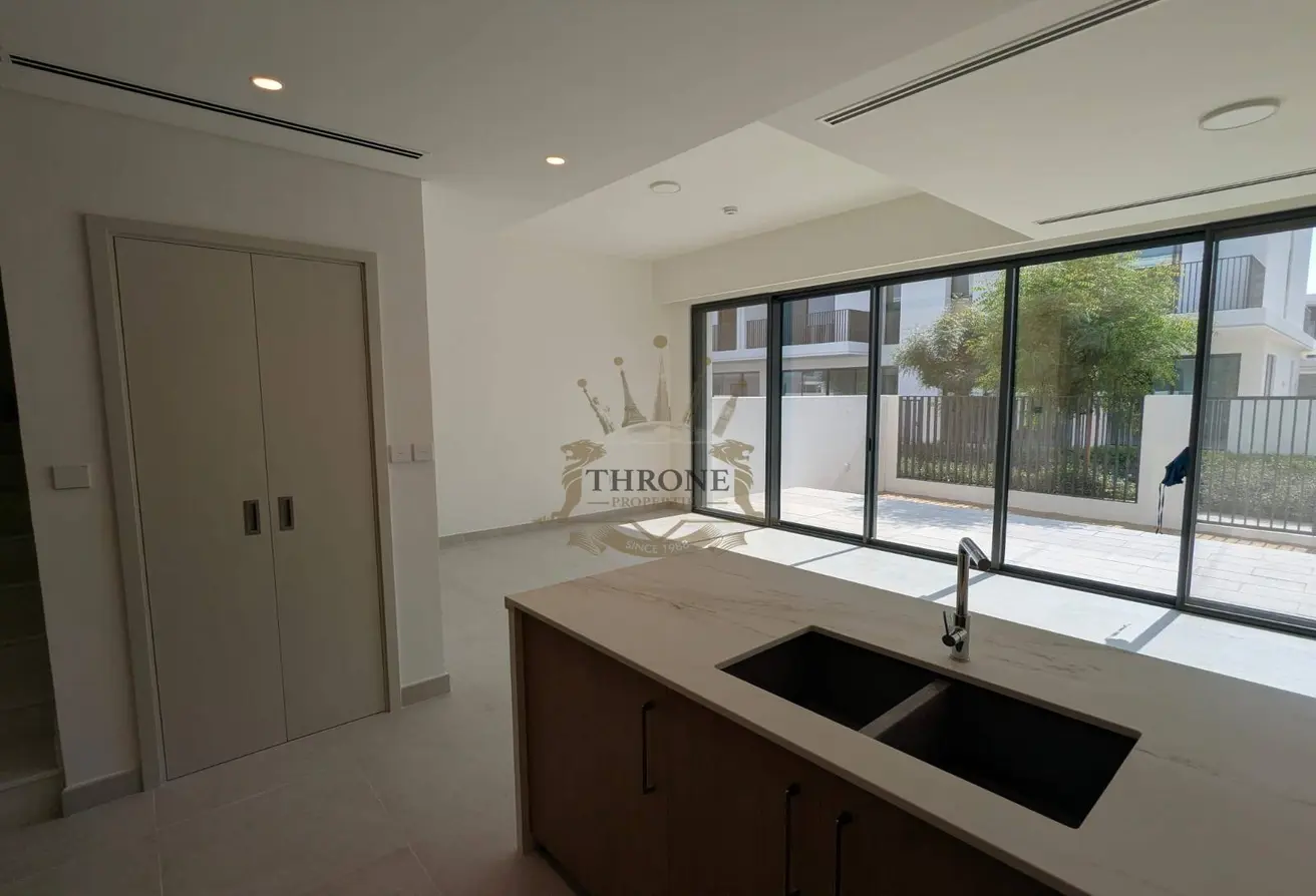163713596 - Property Main Image