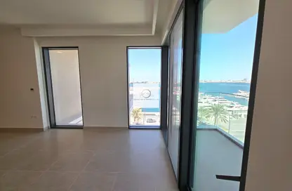 Apartment - 2 Bedrooms - 2 Bathrooms for rent in Seagate Building 4 - Seagate - Mina Rashid - Dubai