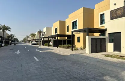 تاون هاوس - 4 غرف نوم - 5 حمامات للبيع في مدينة الشارقة المستدامة - الشارقة