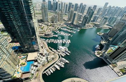 Apartment - 1 - 2 for rent in Damac Heights - Dubai Marina - Dubai