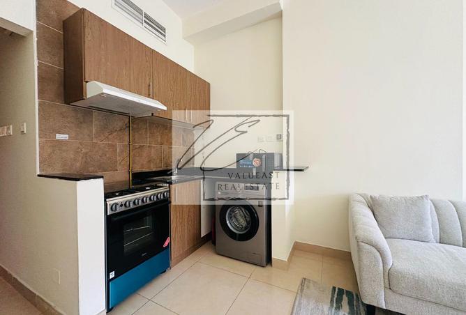 121998425 - Property Image 2