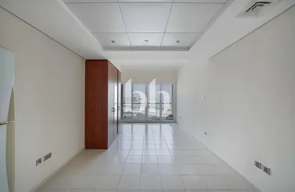 Apartment - Studio - 1 Bathroom for rent in Lake View Tower - JLT Cluster B - Jumeirah Lake Towers - Dubai