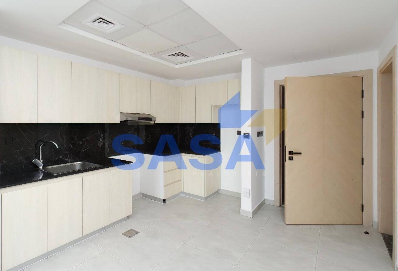 Spacious 1BR | Balcony | Prime Location photo 7