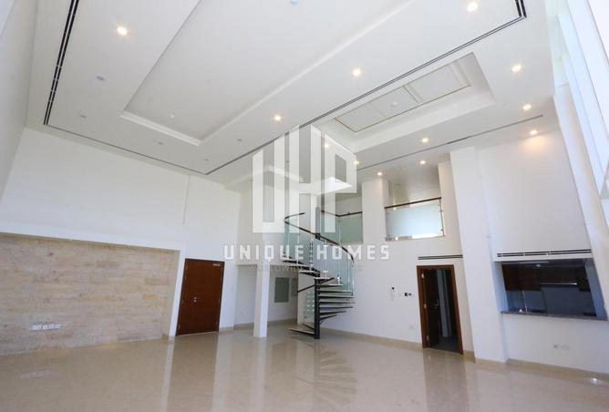 89637005 - Property Image 2