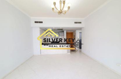 Apartment - 1 - 1 for rent in Al Majaz 3 - Al Majaz - Sharjah Apartment - 1 - 1 for rent in Al Majaz 3 - Al Majaz - Sharjah