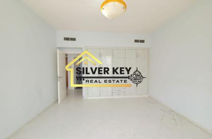 Apartment - 1 - 1 for rent in Al Majaz 3 - Al Majaz - Sharjah Apartment - 1 - 1 for rent in Al Majaz 3 - Al Majaz - Sharjah